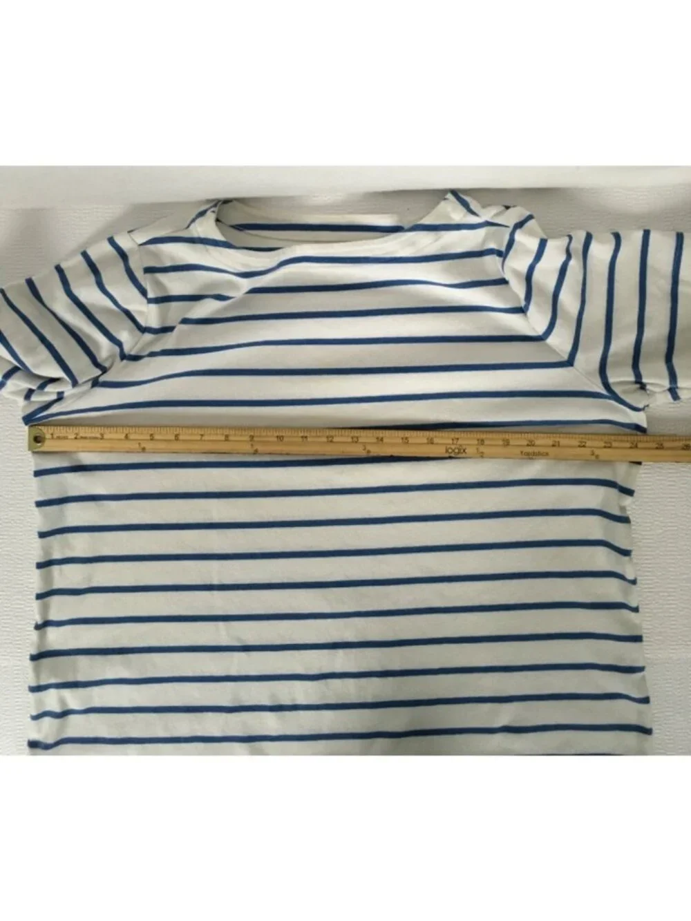 CJ Banks Top Women Size 1X White w Blue Stripes Short Sleeve T shirt Round Neck - Picture 8 of 14